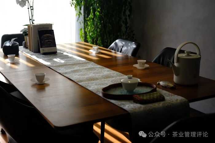 解码茶叶小产区与茶空间的财富哲学 ——《现代商业银行·财富生活》专访邓增永