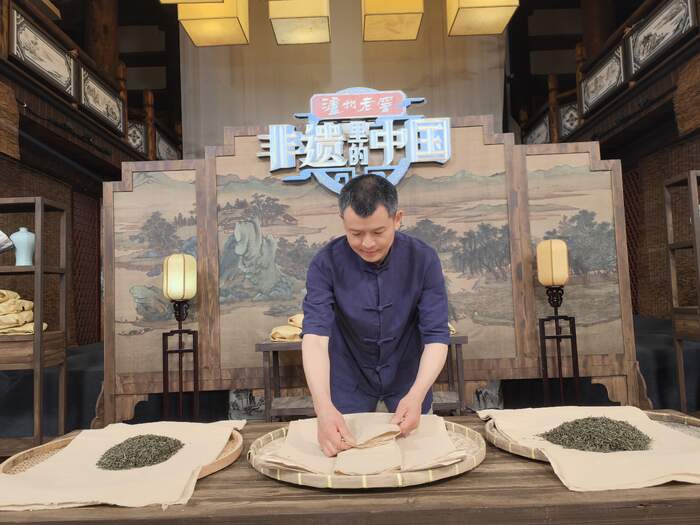 探秘“茶中黄金”：蒙顶黄芽的传奇与价值