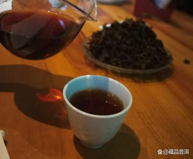 蓝印普洱圆茶：印级茶里的标杆茶品，与红印圆茶并驾齐驱！