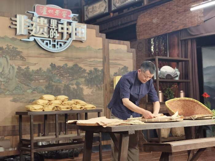 探秘“茶中黄金”：蒙顶黄芽的传奇与价值