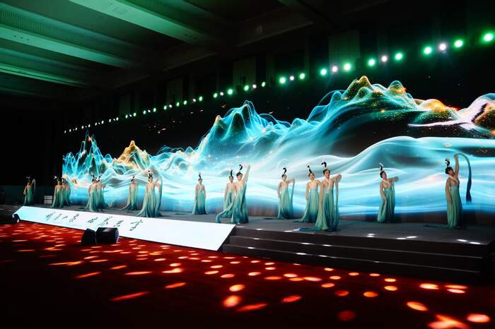 第六届国际绿茶大会乐山开幕 签约额超28亿元助力茶业全球化