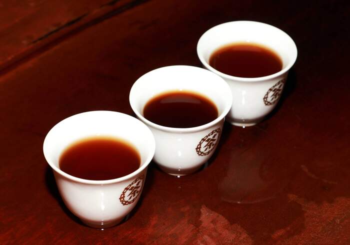 藏古今之醇，酿惊鸿之柔  中茶古树熟茶 陈香·溪甜 普洱茶(熟茶)紧压茶