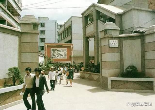 国营昆明茶厂7581熟茶砖发展历程与品质特征解析