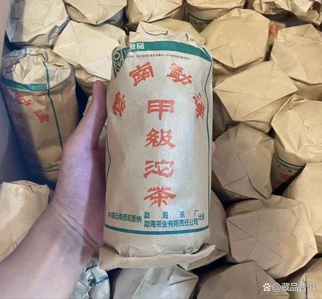 大益2003年甲级沱茶品鉴 19年陈期经典生沱特点解析