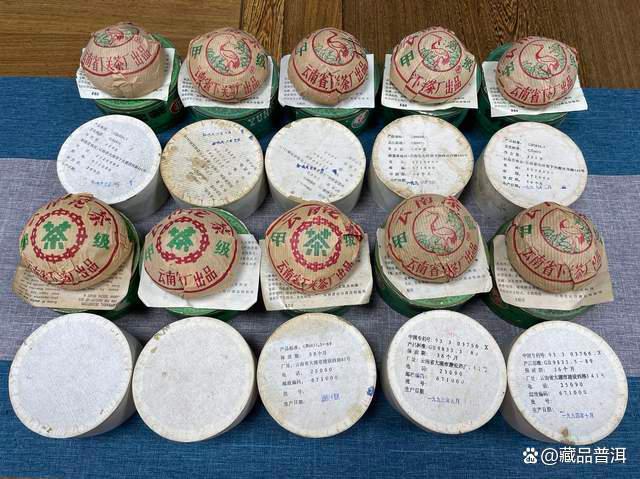 辨识下关老沱茶，这3个重要年份请记住！下关1998年绿盒甲沱鉴赏