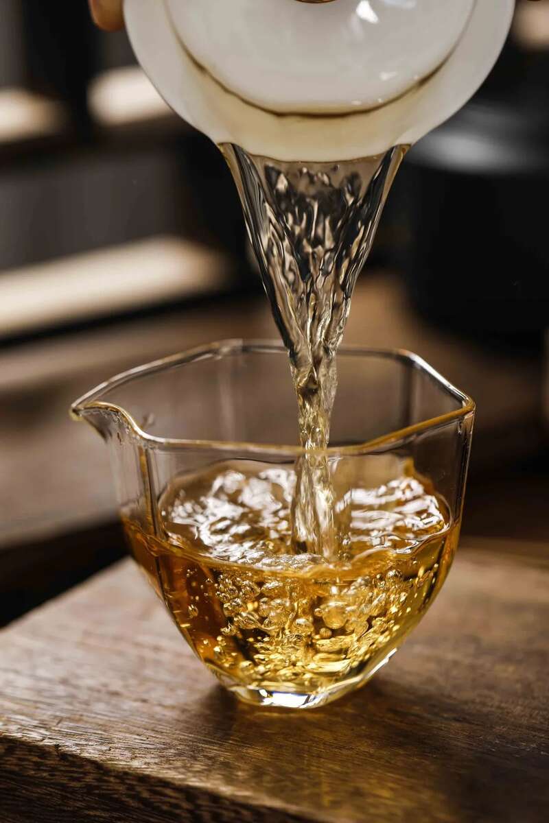 新品上市：中茶班章老树圆茶 普洱茶（生茶）紧压茶