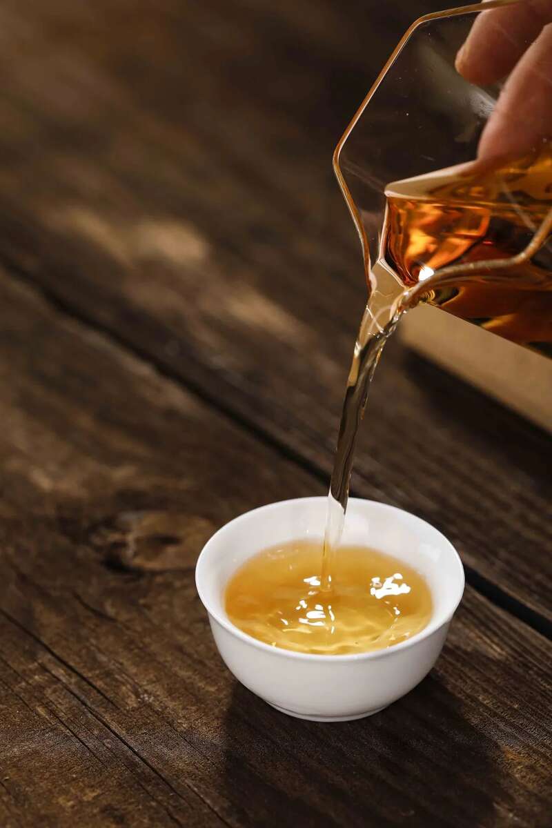 新品上市：中茶班章老树圆茶 普洱茶（生茶）紧压茶