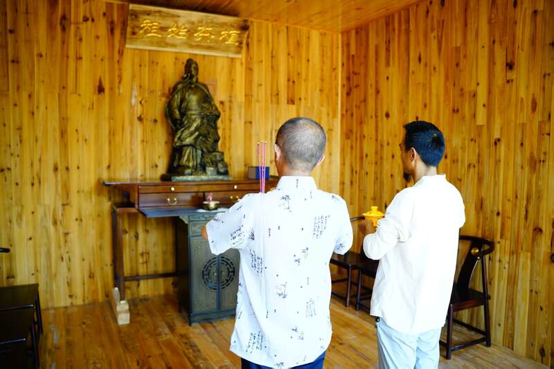 蒙顶山茶香对话泸州老窖匠心：一场穿越千年的非遗共鸣