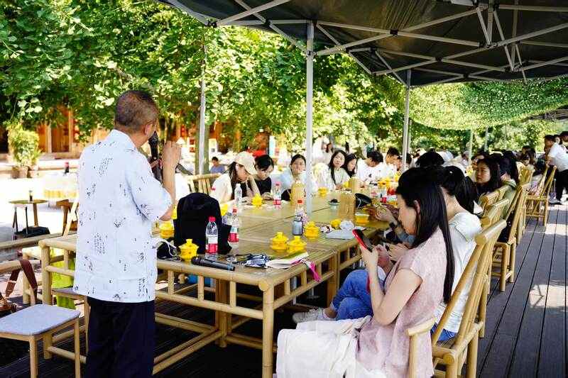 蒙顶山茶香对话泸州老窖匠心：一场穿越千年的非遗共鸣