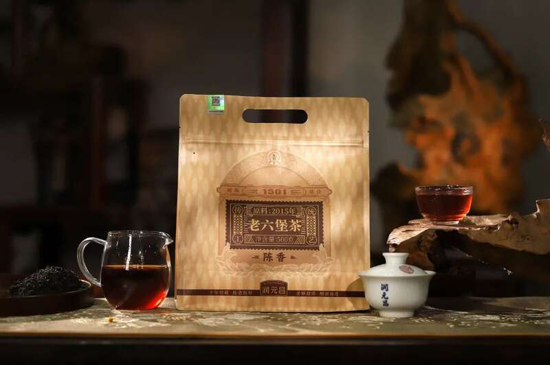 润元昌2015年陈香老六堡上市：夏日何以消暑？闷个豆沙甜！