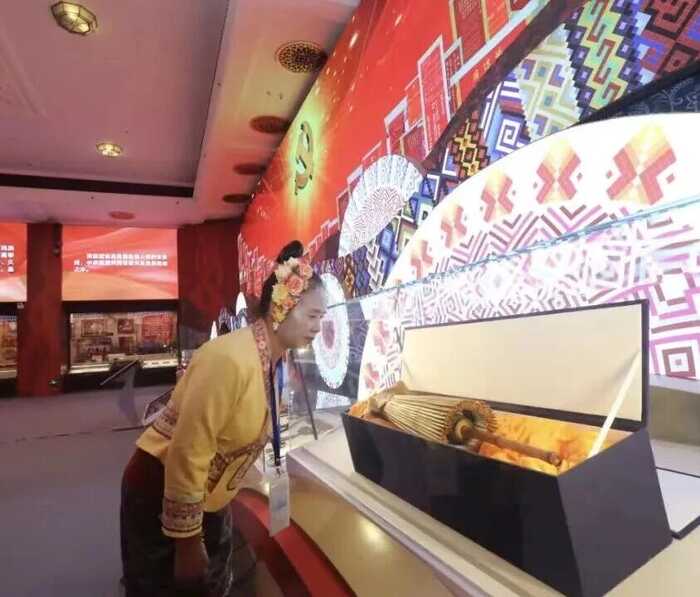 茶藏古今 道通天下——普洱市委书记李庆元在2025年第五届景迈山论坛上的主旨演讲