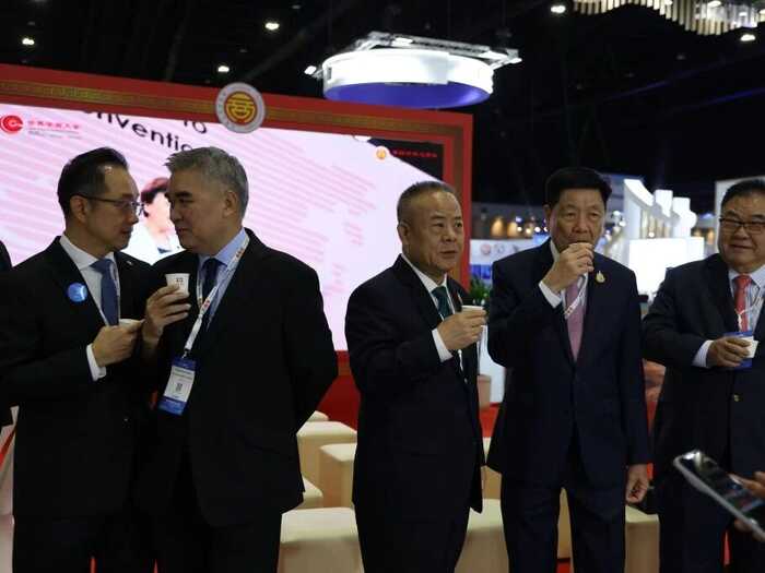 泰中建交50周年  大益茶亮相2025泰中博览会 以茶为媒传递情谊