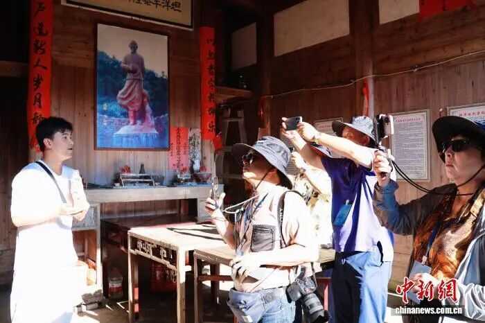 一片茶叶富了一个村 海外华媒探访“坦洋工夫”红茶发源地