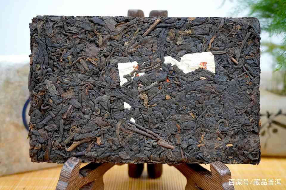 中国普洱茶泰斗邓时海亲制鸿运熟茶砖鉴赏