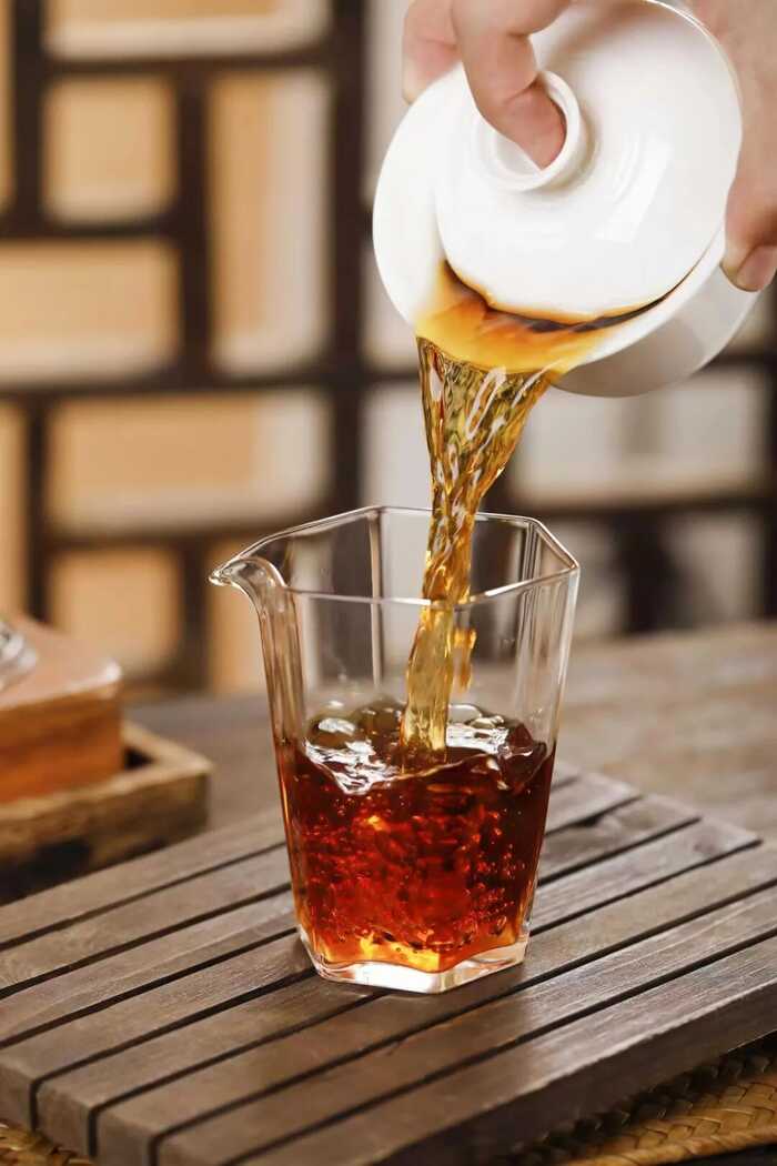 七彩云南普洱古韵，震撼开仓 珍藏十三载，普洱正醇香