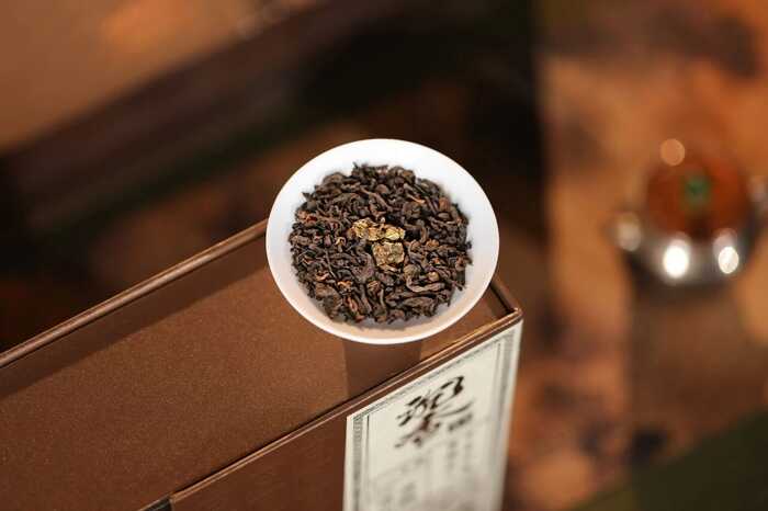 润元昌沉香遇普洱：茶香新境，一口身心俱静