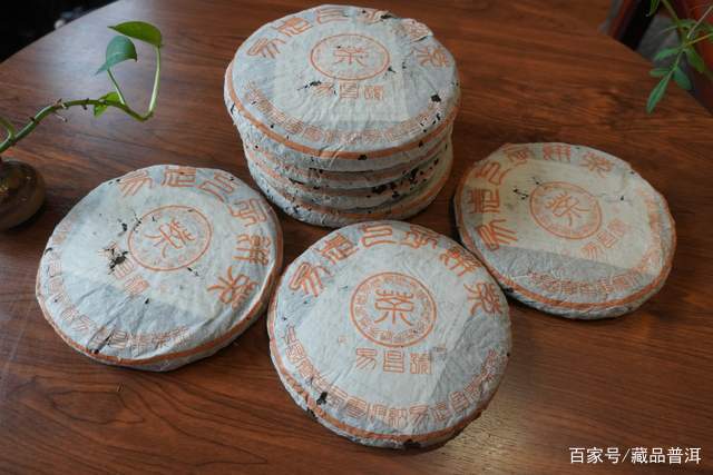 99易昌号与99绿大树：易武茶的标杆，世纪之交的耀眼新星