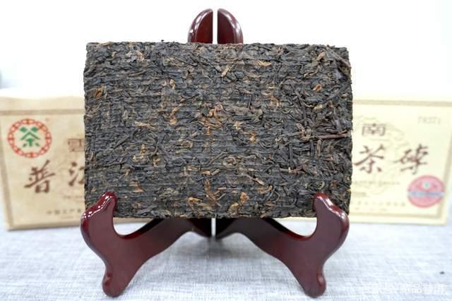 2006年中茶T8371熟茶砖干仓陈化品质解析