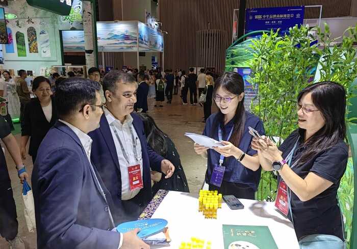 雅安特色闪耀2025中华品牌商标博览会助力区域经济高质量发展