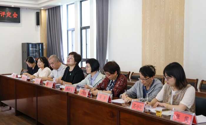 从80年代获国家外经贸部嘉奖，到参与国标样品研制，澜沧古茶何以筑牢熟茶品质根基？