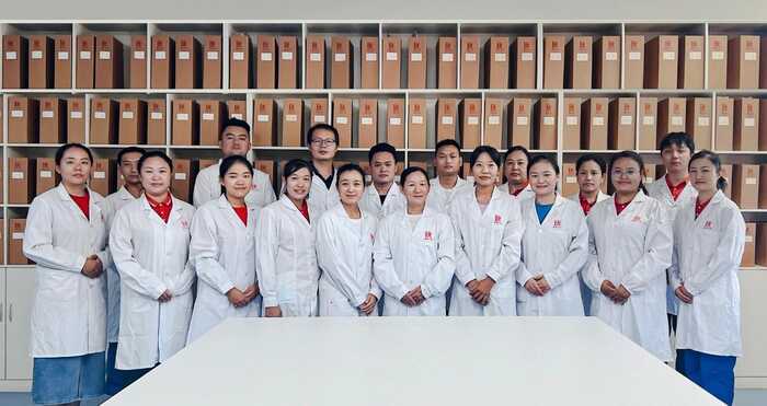 从80年代获国家外经贸部嘉奖，到参与国标样品研制，澜沧古茶何以筑牢熟茶品质根基？