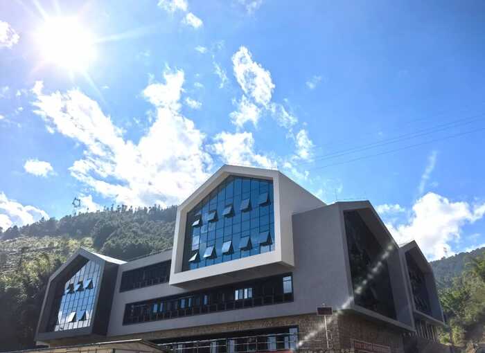 从80年代获国家外经贸部嘉奖，到参与国标样品研制，澜沧古茶何以筑牢熟茶品质根基？