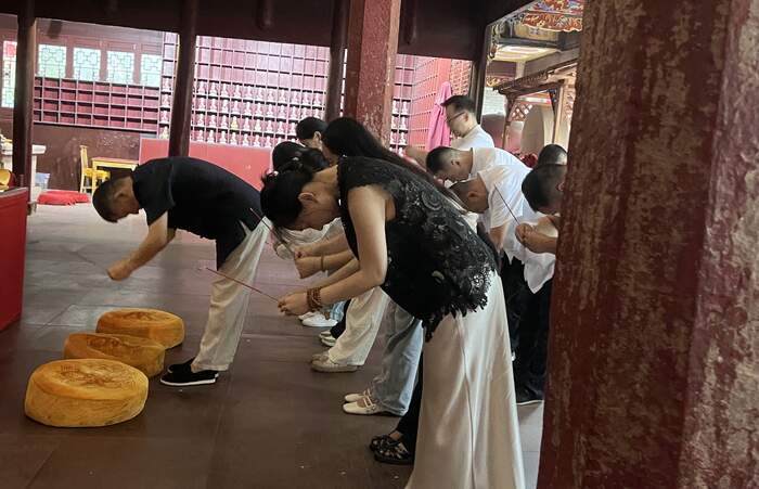 处暑祭茶祖·收徒传茶心：蒙顶黄芽非遗传承人曾志东收徒传艺