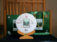 八角亭甲冠天下·景迈山 隆重上市！一饼藏尽景迈千年古茶魂