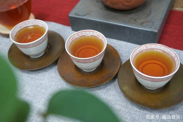 普洱茶新茶与中老期茶价格倒挂现象解析
