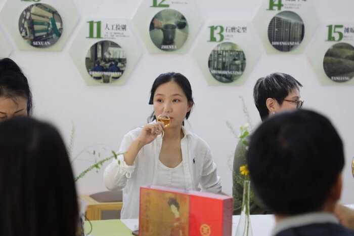 中茶云南举办秋季跨界茶会，深化战略合作共鉴茶韵