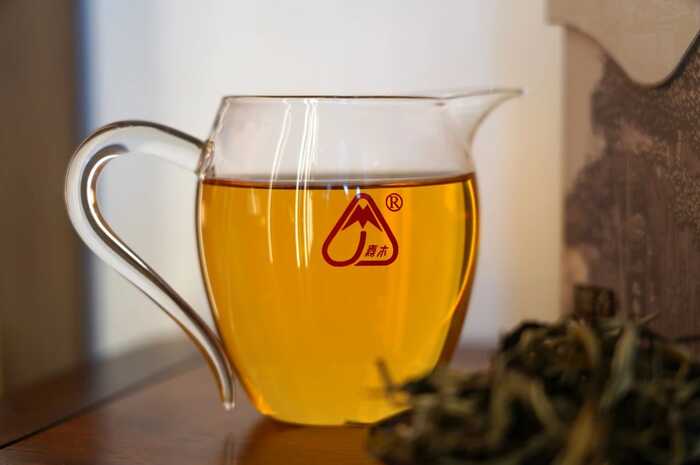 八角亭嘉木景谷蜜香白茶 茶祖老树孕育的舌尖瑰宝