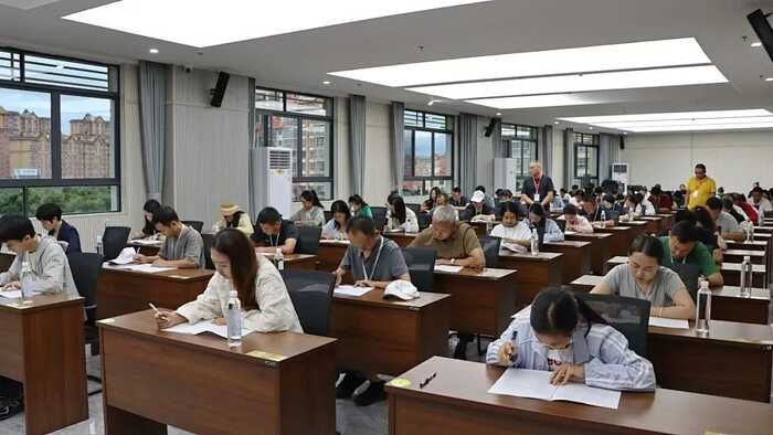 下关沱茶集团公司施磊在“云南省第二十二届职工职业技能大赛”评茶师技能竞赛中斩获佳绩！