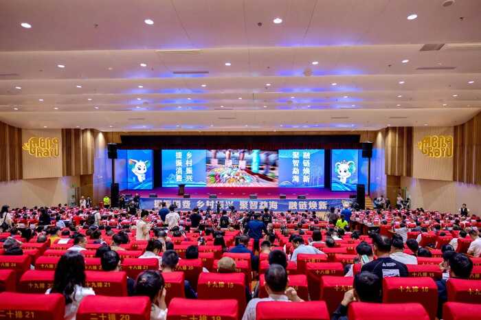 陈升茶业荣获“乡村振兴龙头企业”，陈升河董事长荣膺“勐海荣誉市民”