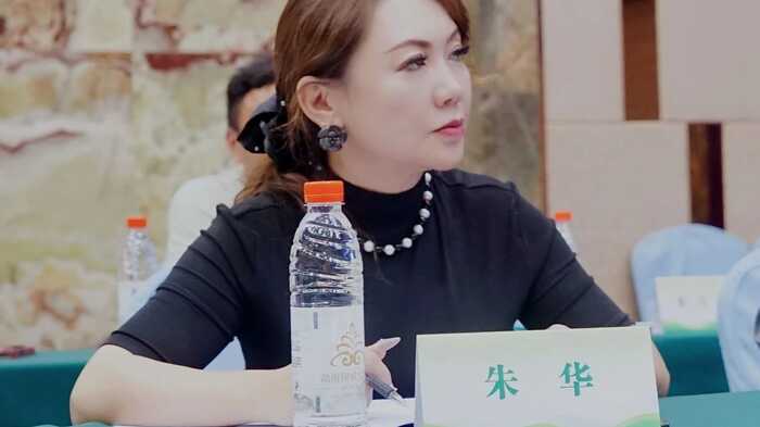 昆明七彩云南®庆沣祥®茶业股份有限公司荣获2025年【助力乡村振兴龙头企业 】称号