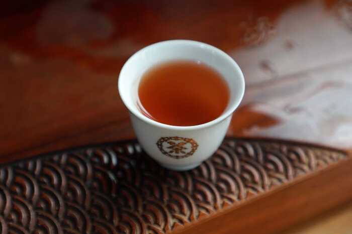 新品上市  中茶年份九十年代老茶-玄圭 普洱茶（生茶）紧压茶