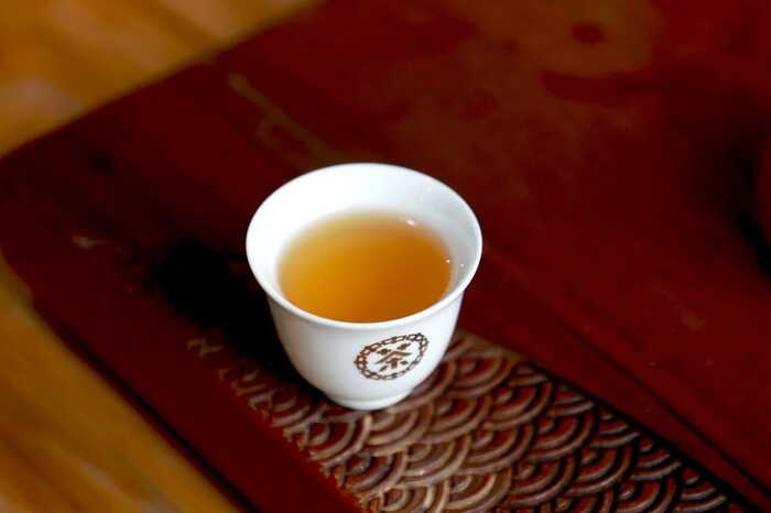 新品上市  中茶非遗酸茶 德昂酸茶（干茶）紧压茶