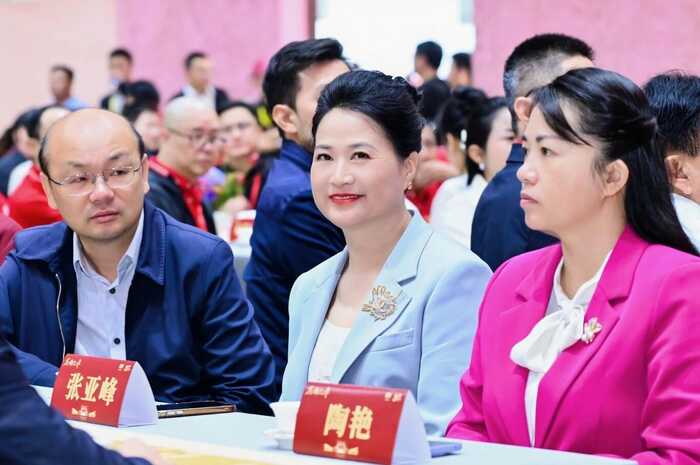 以茶为脉、以心为舵 勐海茶厂85周年，大益孔雀生态茶耀世