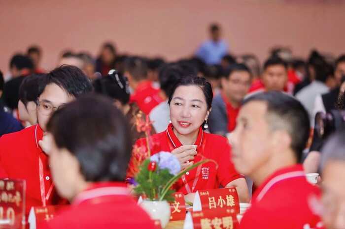 以茶为脉、以心为舵 勐海茶厂85周年，大益孔雀生态茶耀世