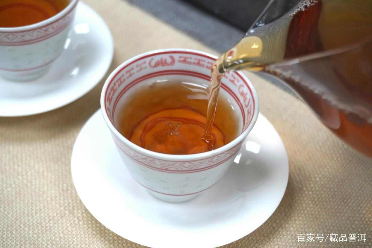普洱茶退仓醒茶方法 精准去除异味提升品质