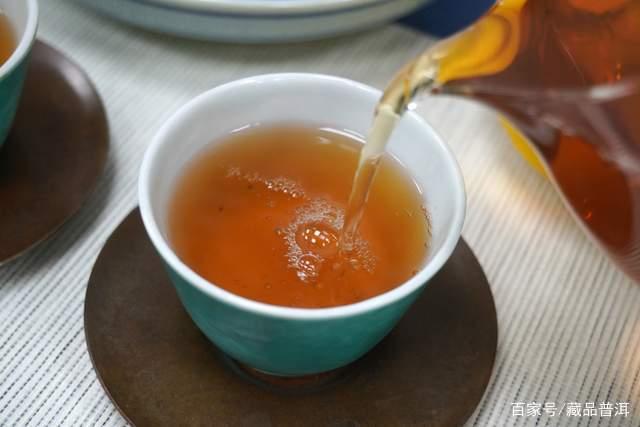 普洱茶老料新压工艺解析 老茶韵味为何备受追捧