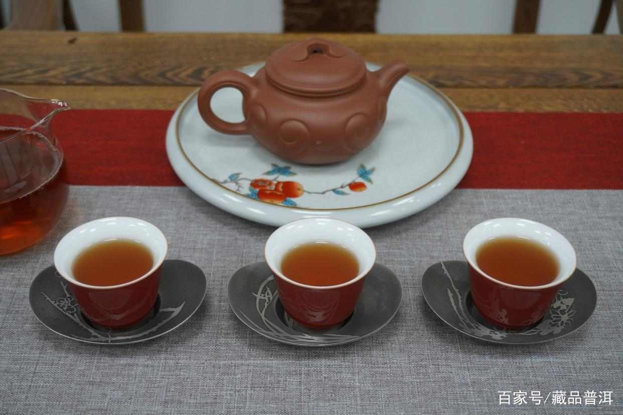 易昌号小饼茶质解析 口感甜润收藏优选