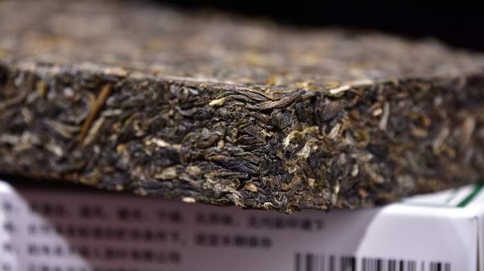 普洱茶砖传统工艺与茶汤魅力解析 传统普洱茶砖:品质卓越,底蕴深厚