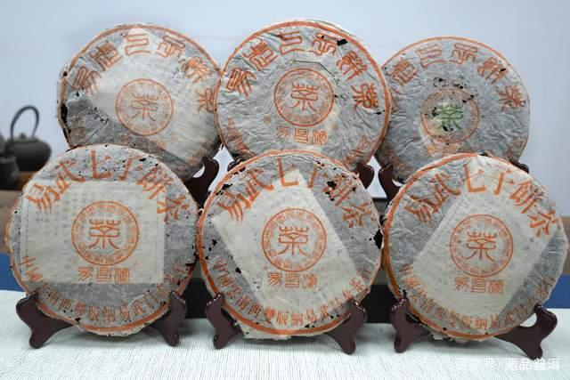 普洱茶收藏存储冲泡技巧:茶质、环境与品鉴要点 普洱茶收藏存储冲泡技巧:茶质、环境与品鉴要点