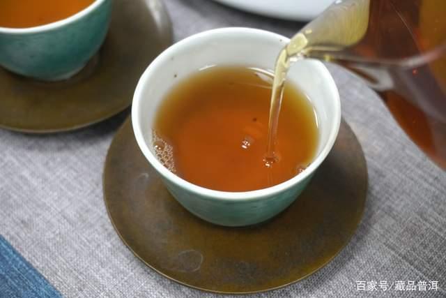 普洱茶越陈越香的奥秘:原料与仓储的核心作用 普洱茶越陈越香的奥秘:原料与仓储的核心作用